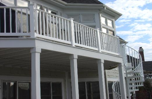 Composite Rail with Spiral Deck Stairs