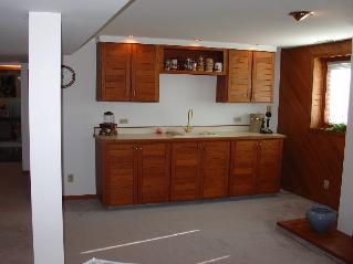 Custom Wet Bar Finished Basement Algonquin IL